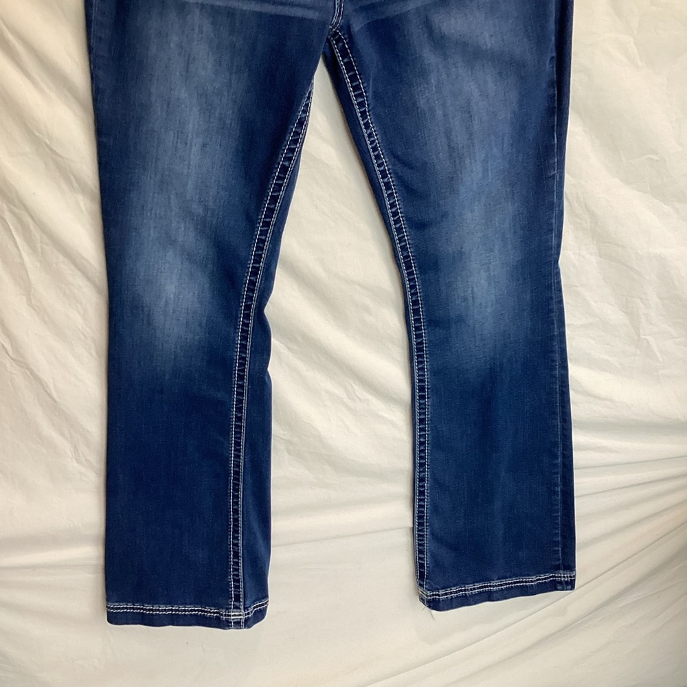 Miss me mid rise Boy cut jeans butterfly embellished - Picture 5 of 11